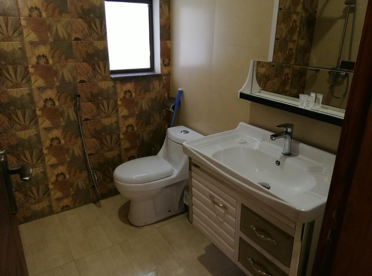 Al-Fateh Hotel ラホール エクステリア 写真